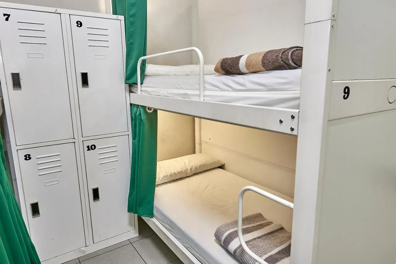 Hostel Hola Hostal Eixample Barcelona