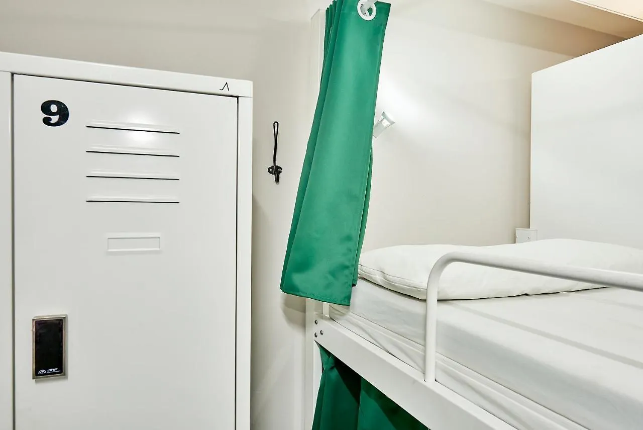 Hola Hostal Eixample Barcelona Spain