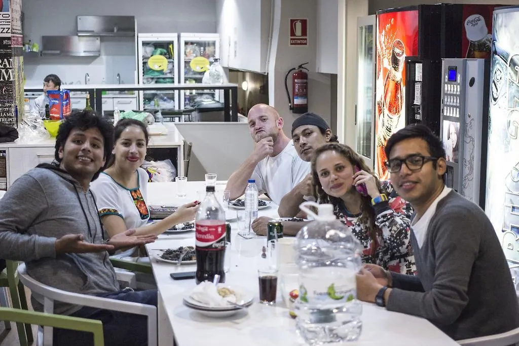 Hola Hostal Eixample Barcelona Spain